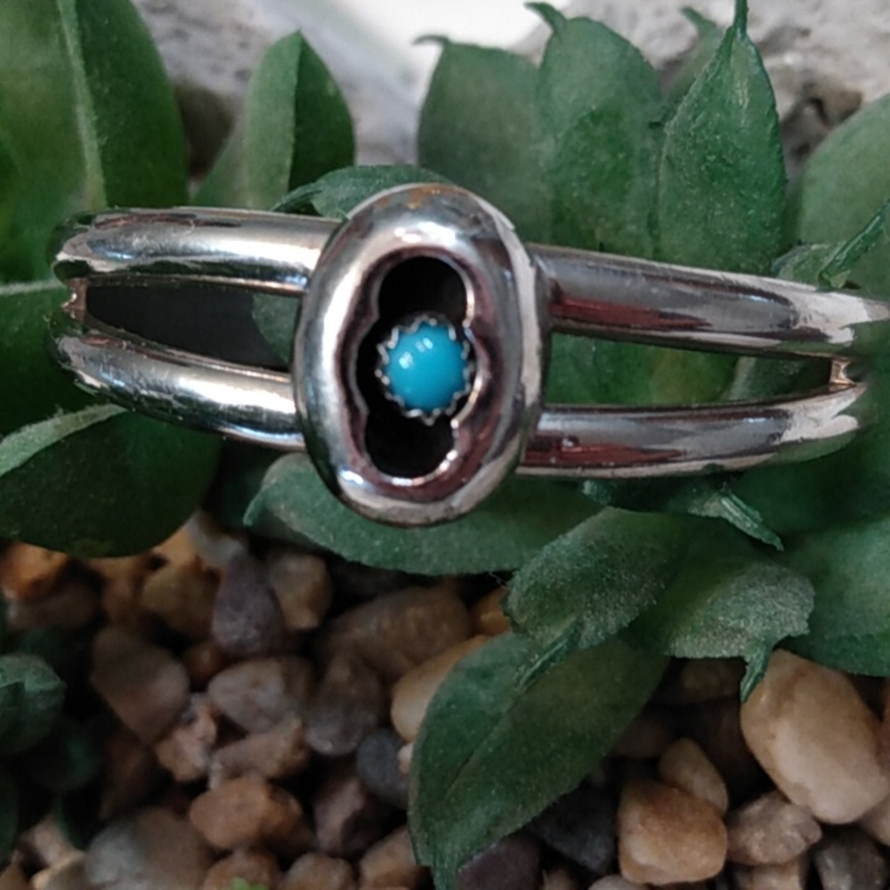 Turquoise Bracelet - Picture 2 of 11
